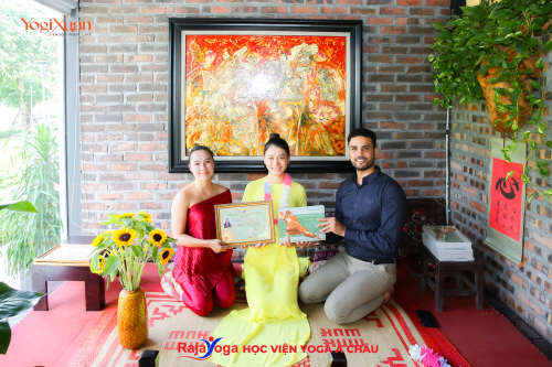 Khóa đào tạo HLV Yoga chuyên nghiệp