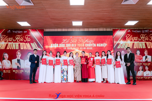 Khóa đào tạo HLV Yoga