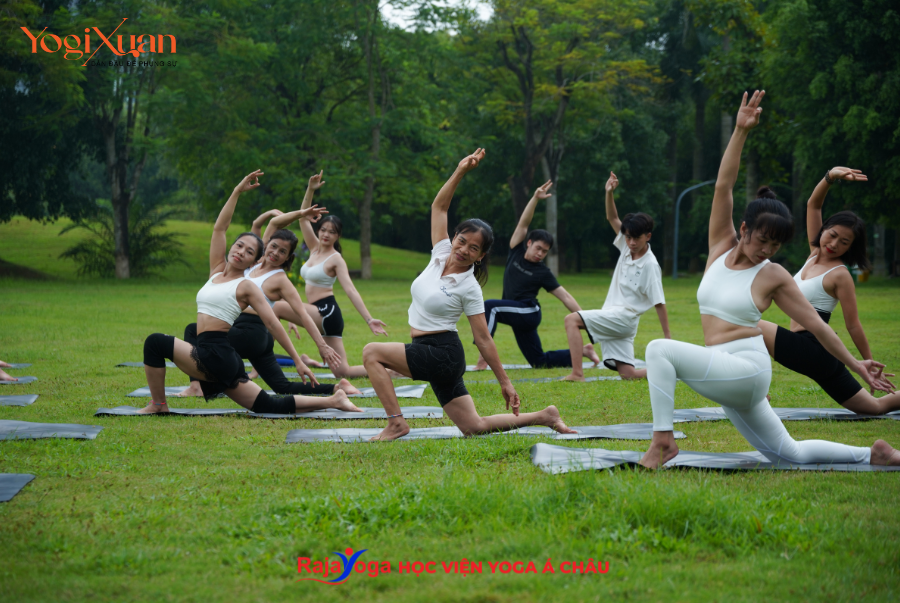 Trung tâm đào tạo HLV Yoga