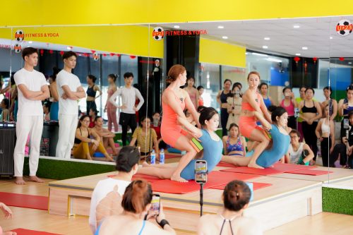 Khóa đào tạo HLV Yoga online