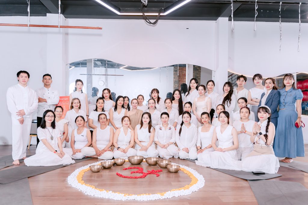 Trở thành HLV Yoga chuyên nghiệp