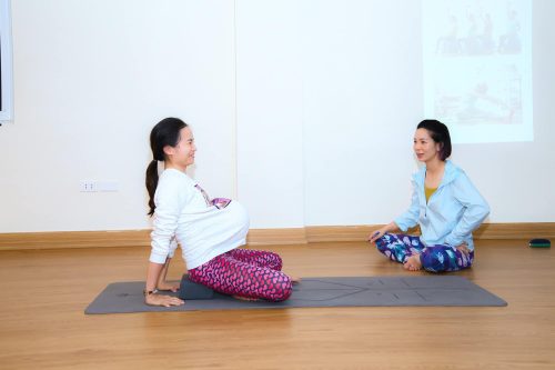 Yoga bầu và sự phát triển thai nhi