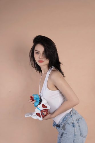 Cô Thương Yoga – Chuyên gia Yoga Kegel và cơ sàn chậu hàng đầu Việt Nam