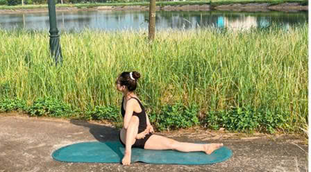 Yoga_vặn_xoắn_cùng_Yogi_Phương