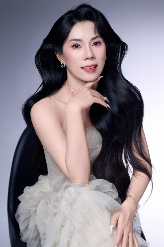 Đại Sứ Thu Giang