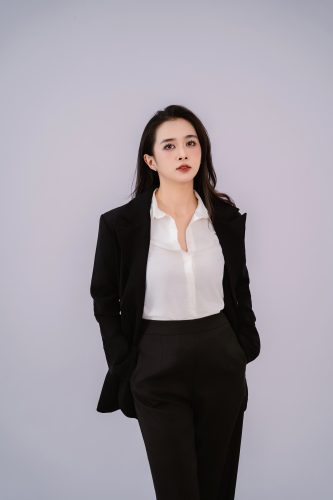 Nguyễn Trần Kiều My: Sứ giả Yoga Tri Thức và Năng Lượng Chữa Lành.