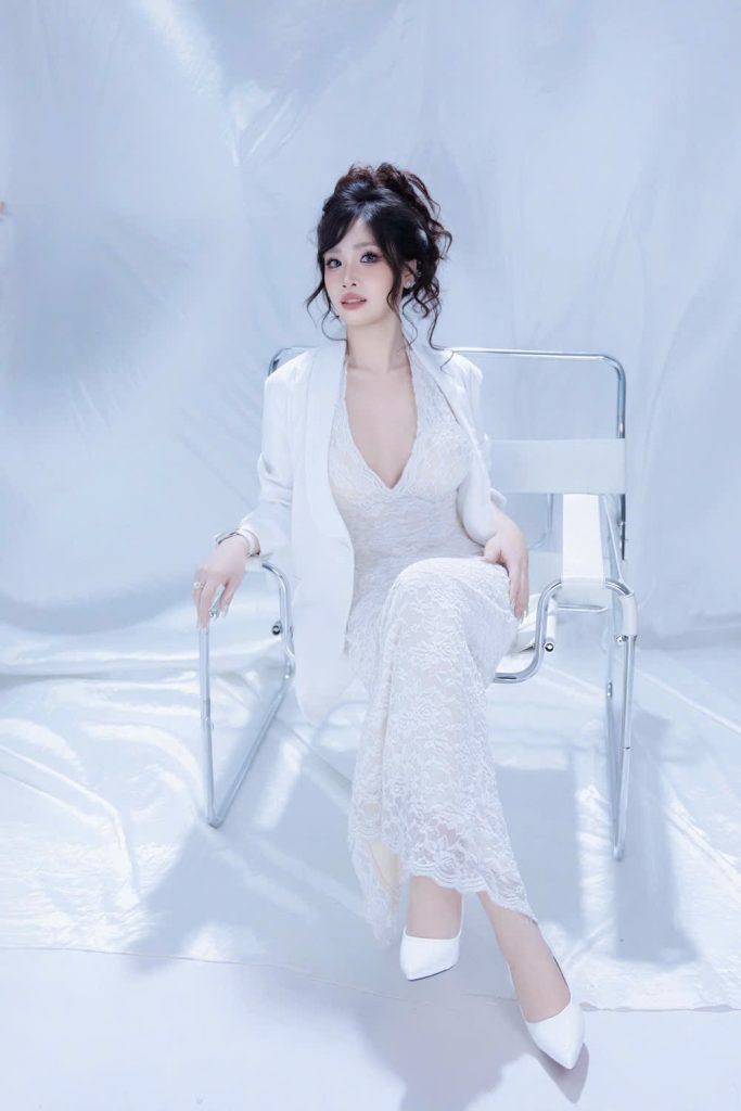 Cô Trần Thị Kiều Khánh- Đại Sứ Yoga Kiến Tạo Giá Trị