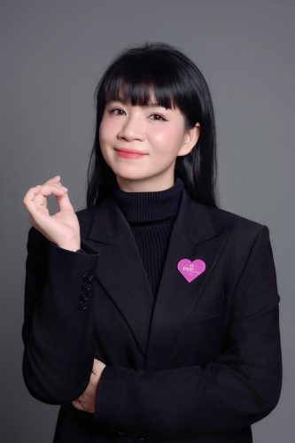 Hành trình của HLV Lê Thị Huệ phát triển Yoga Việt