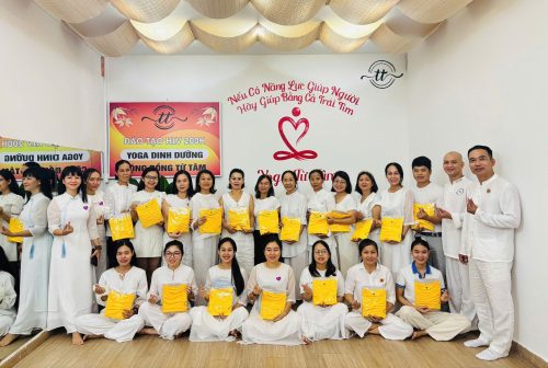 Đại sứ Yoga Vũ Việt Đức