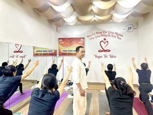 Đại sứ Yoga Vũ Việt Đức