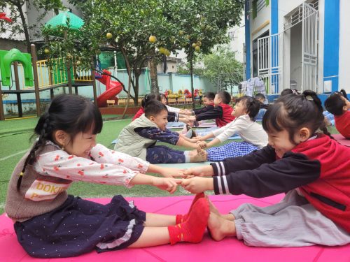 30 phút Yoga Và Trò Chơi Cho Trẻ mầm non