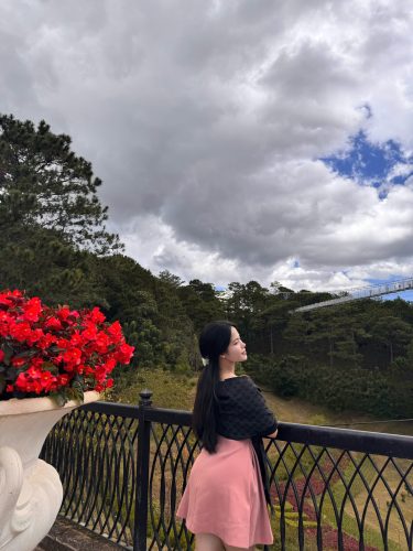 Như Quỳnh 2025 – Một Tầm Nhìn Trẻ Cho Yoga Việt